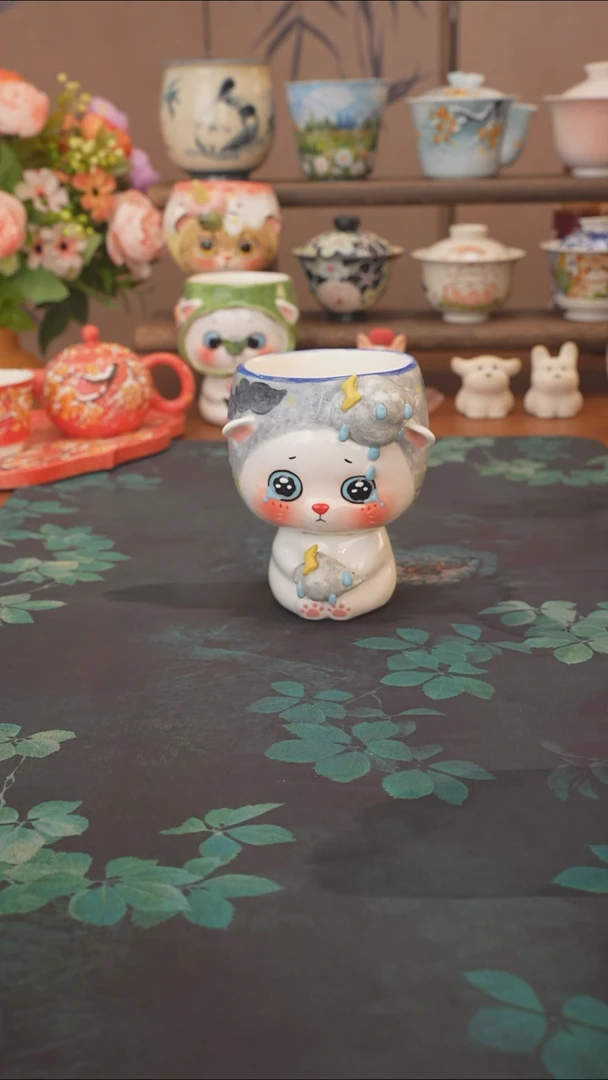菜老头  哭泣猫猫手握杯