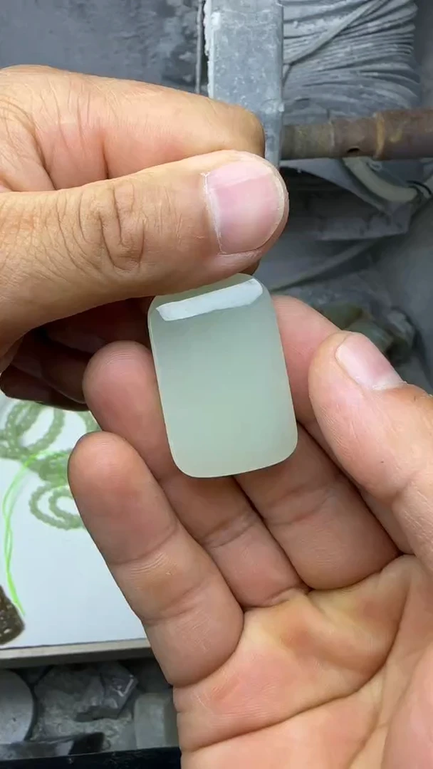 颈饰未镶嵌和田玉吊坠