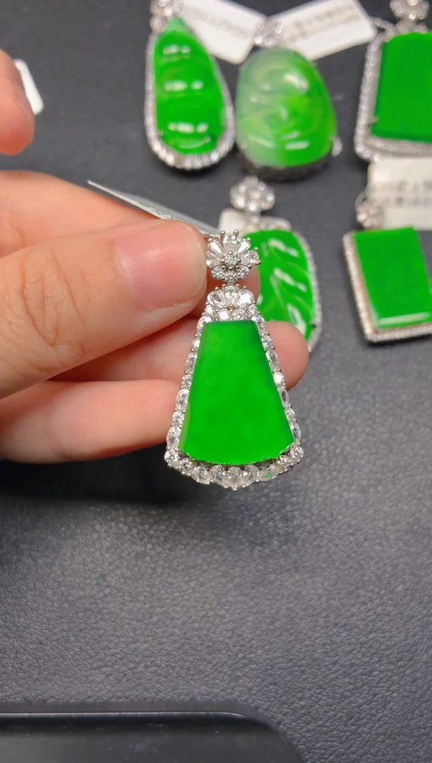 颈饰银S925镶嵌翡翠1