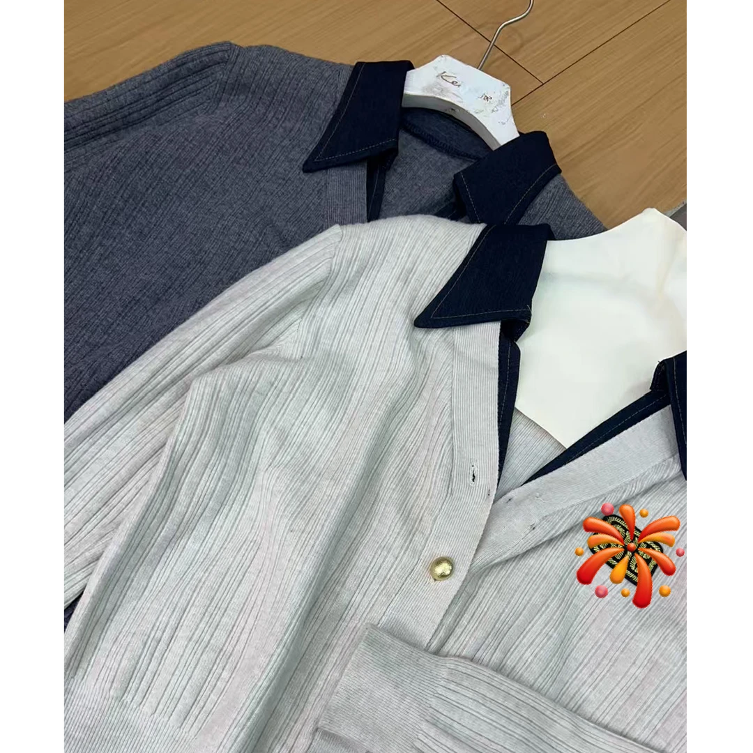 （可妮六周年）~条纹拼接牛仔V领假两件毛衣#010