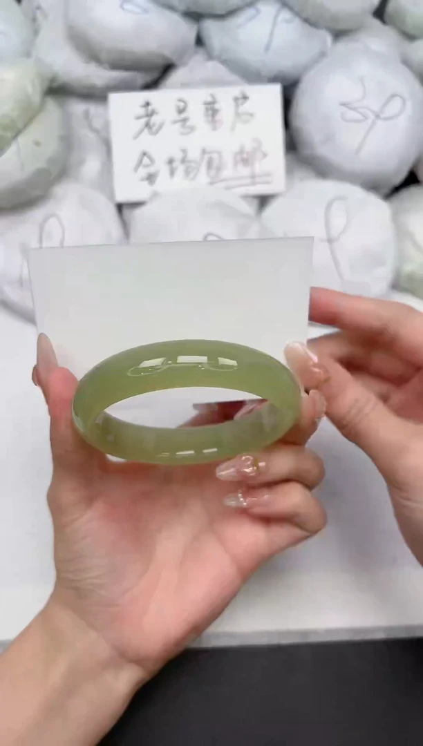 东凌女款手镯254-56.4