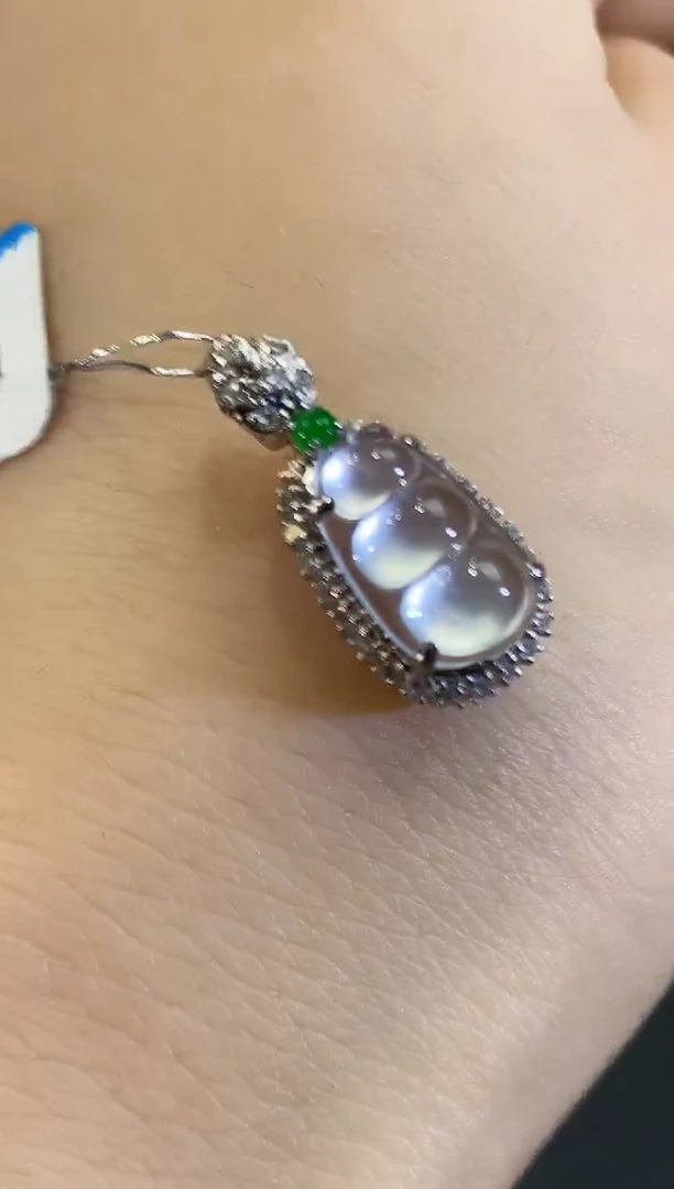 吊坠(不含链)18K金镶嵌翡翠B207