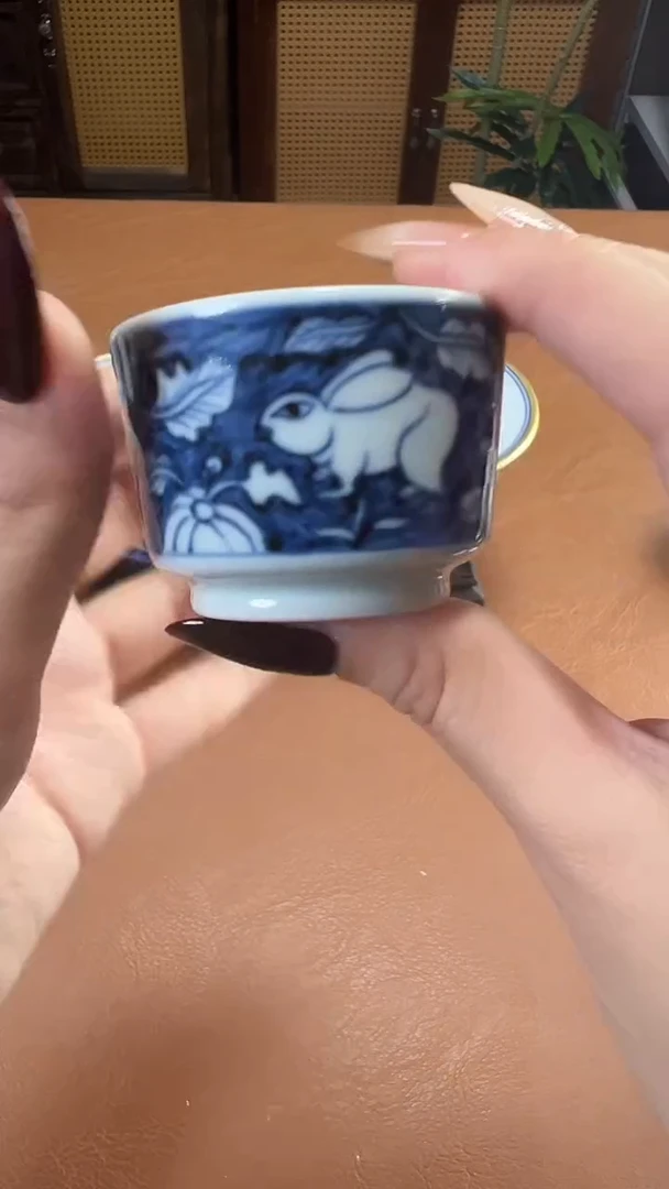 元青花兔子小容天 杯