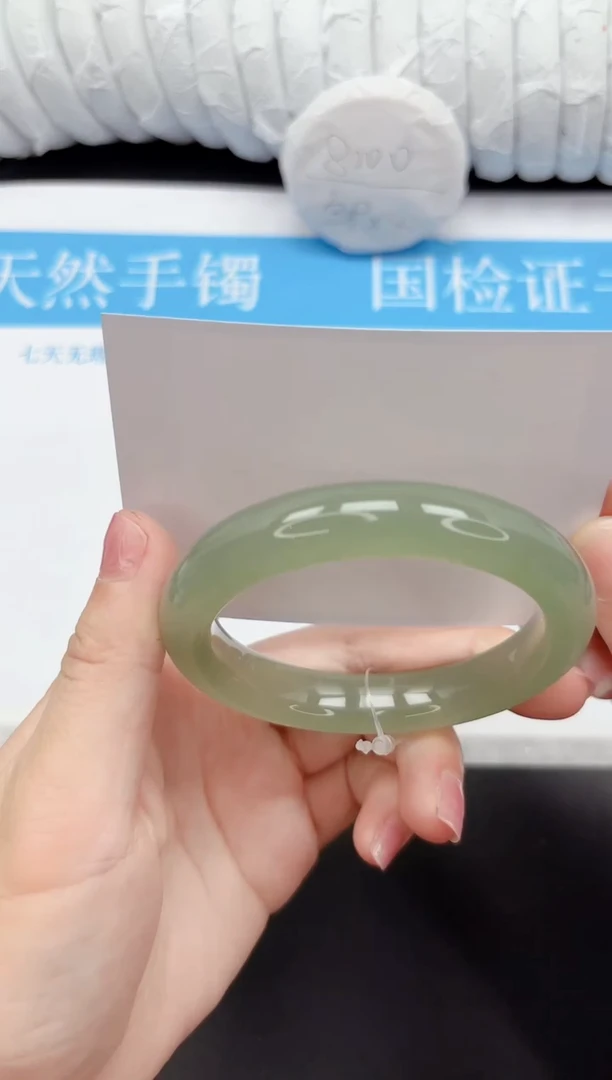 手镯石英质玉未镶嵌137-63.6D2