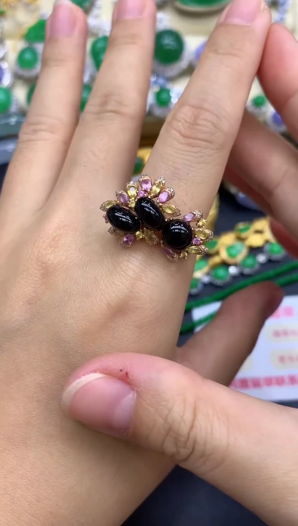 18K金镶嵌戒指翡翠255-中国好珍宝