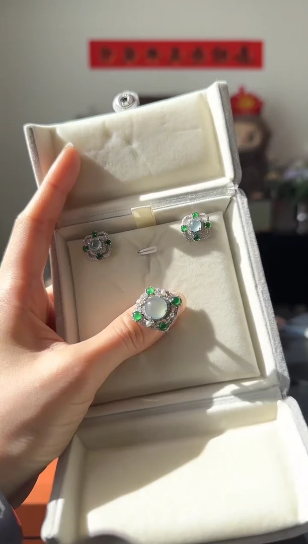 【闪购商品】翡翠戒指银S925镶嵌套装