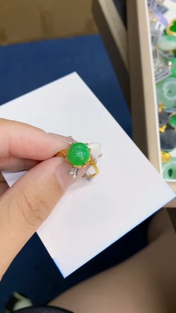 翡翠未镶嵌吊坠(不含链)1