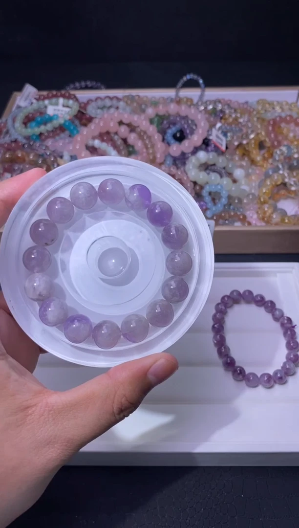 水晶手串未镶嵌13mm紫兔毛（带瑕疵）