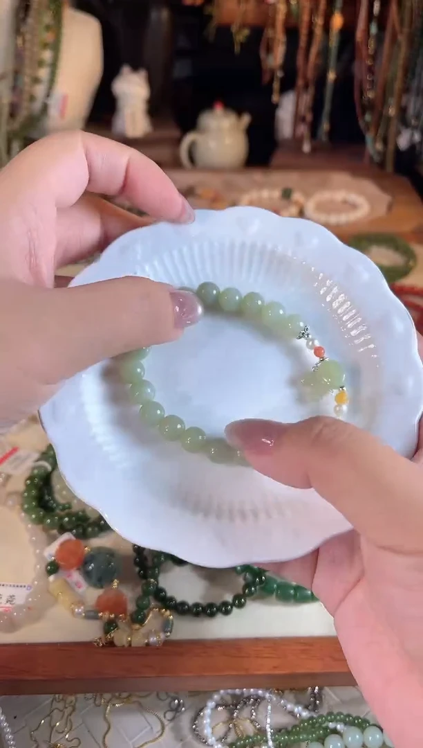 【闪购商品】和田玉手链银S925镶嵌多样性发货其一