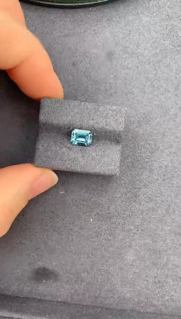 【闪购商品】海蓝宝石裸石未镶嵌1ct海蓝宝