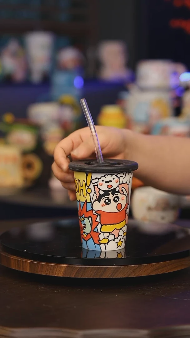 【闪购商品】摆件景德镇釉下彩绘设计师款式陶瓷