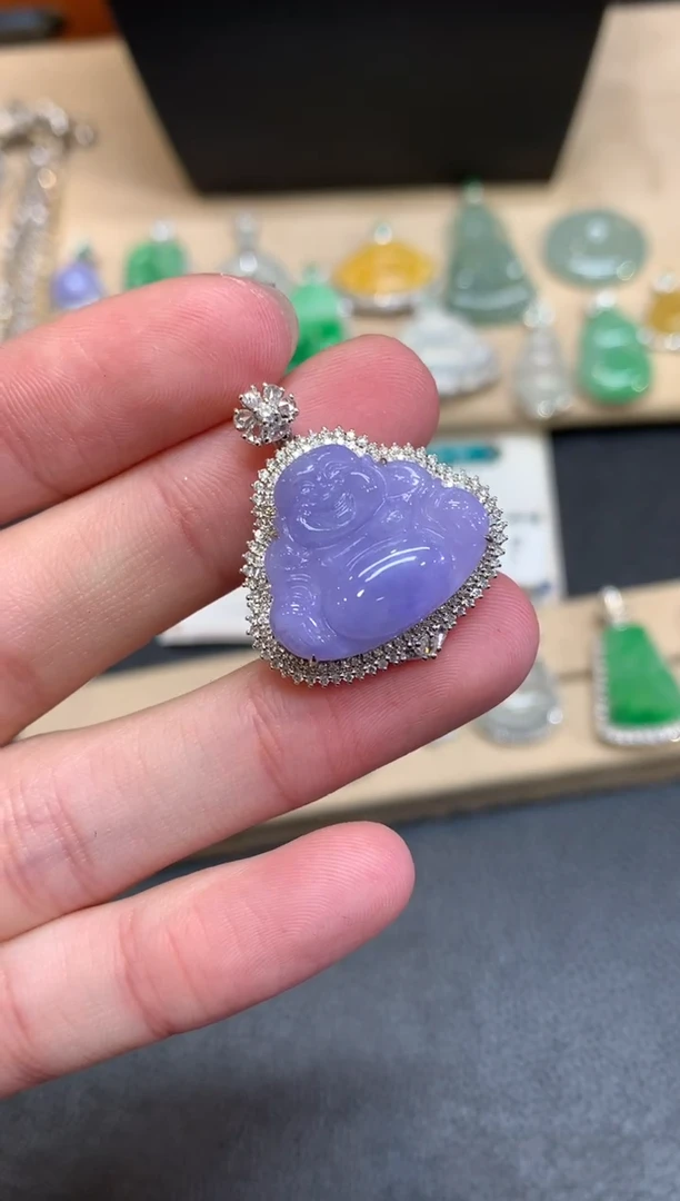 【闪购商品】翡翠颈饰18K金镶嵌佛公【无服务费】