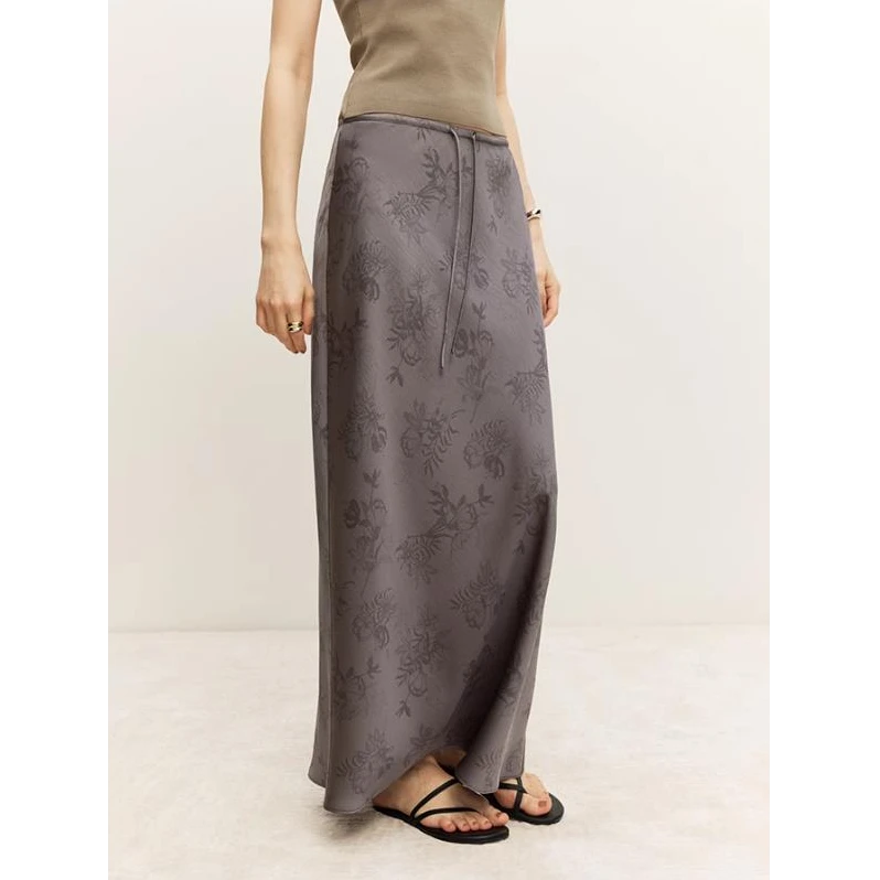 高级感国风提花缎面抽绳斜裁半身裙新中式温柔百搭直筒长裙