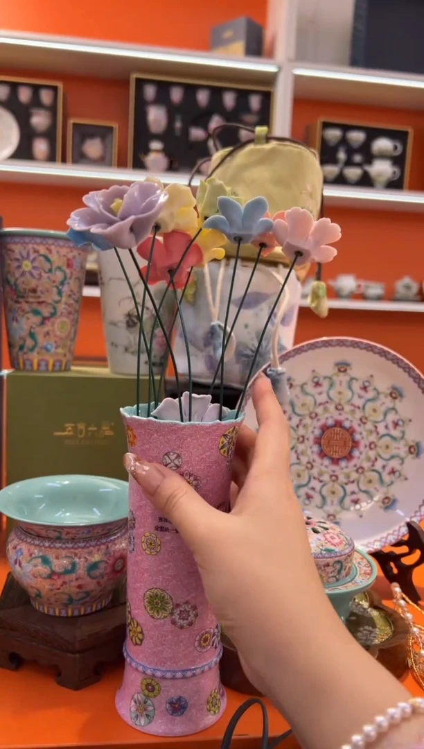 瓷片小乔闪购链接