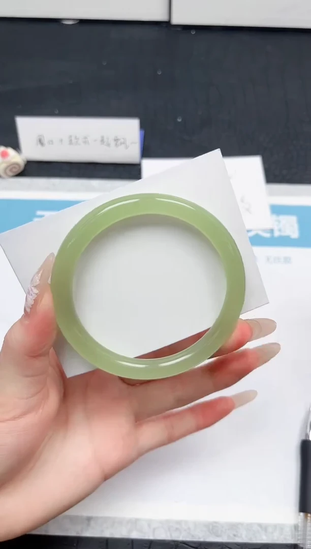 【闪购商品】石英质玉手镯未镶嵌345-60.3