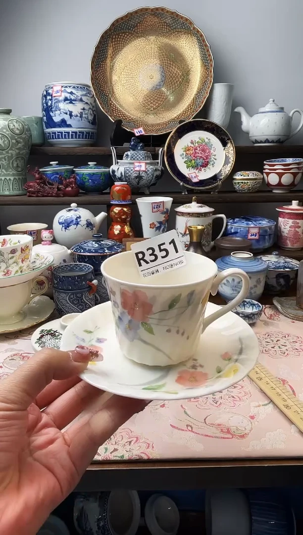 瓷片红*KR351不退不换.感谢理解
