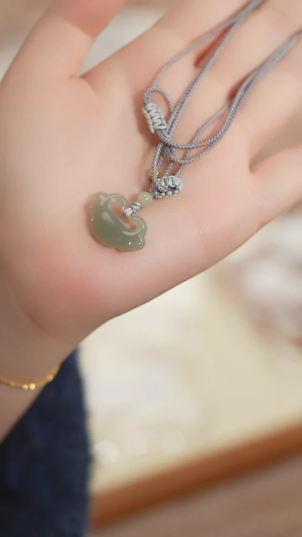 【闪购商品】和田玉项链未镶嵌【海边】晴水和田 如意锁 项链