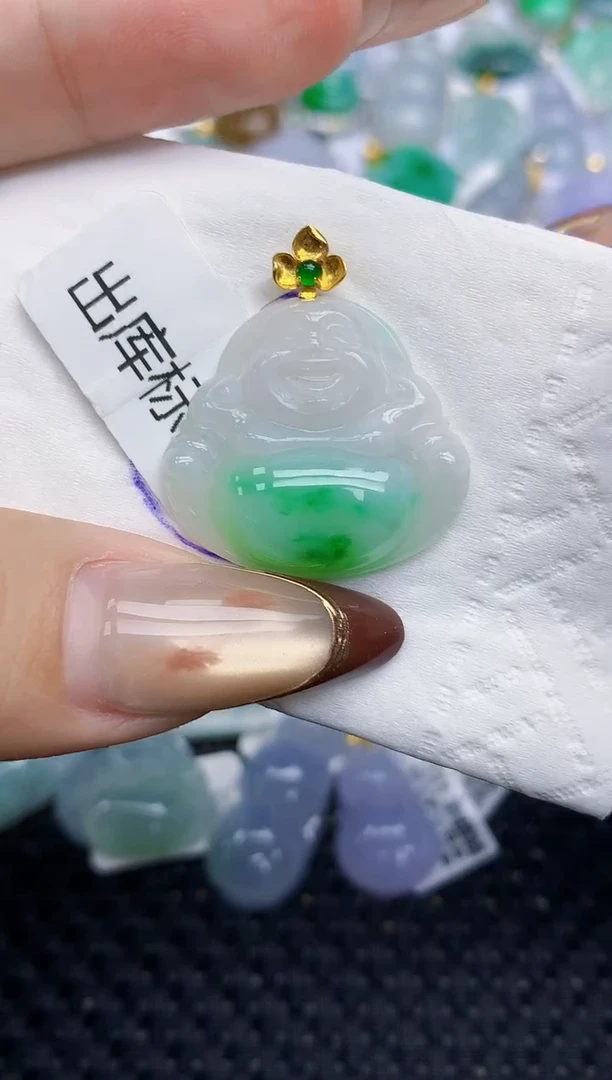 颈饰18K金镶嵌翡翠11   天然翡翠A货  百元以上9米证书费自理