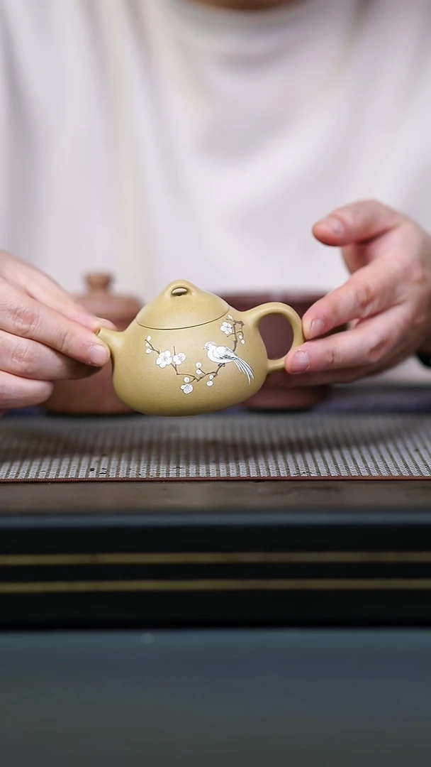 茶壶紫砂半手梨皮本绿泥绘喜上眉梢乳瓢140cc