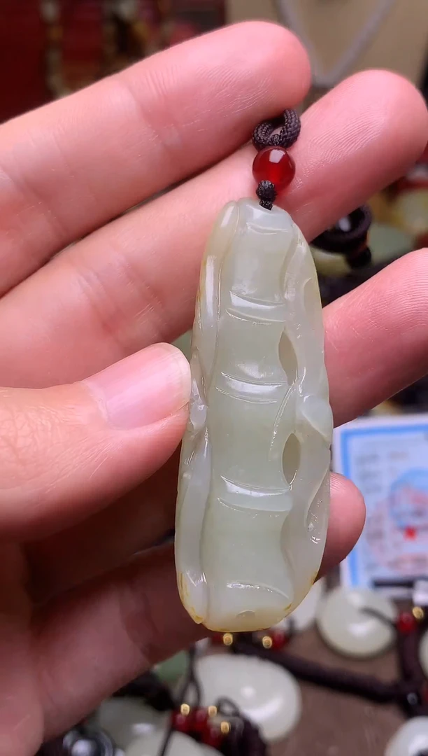 颈饰未镶嵌和田玉新疆料青海料清水和田玉吊坠