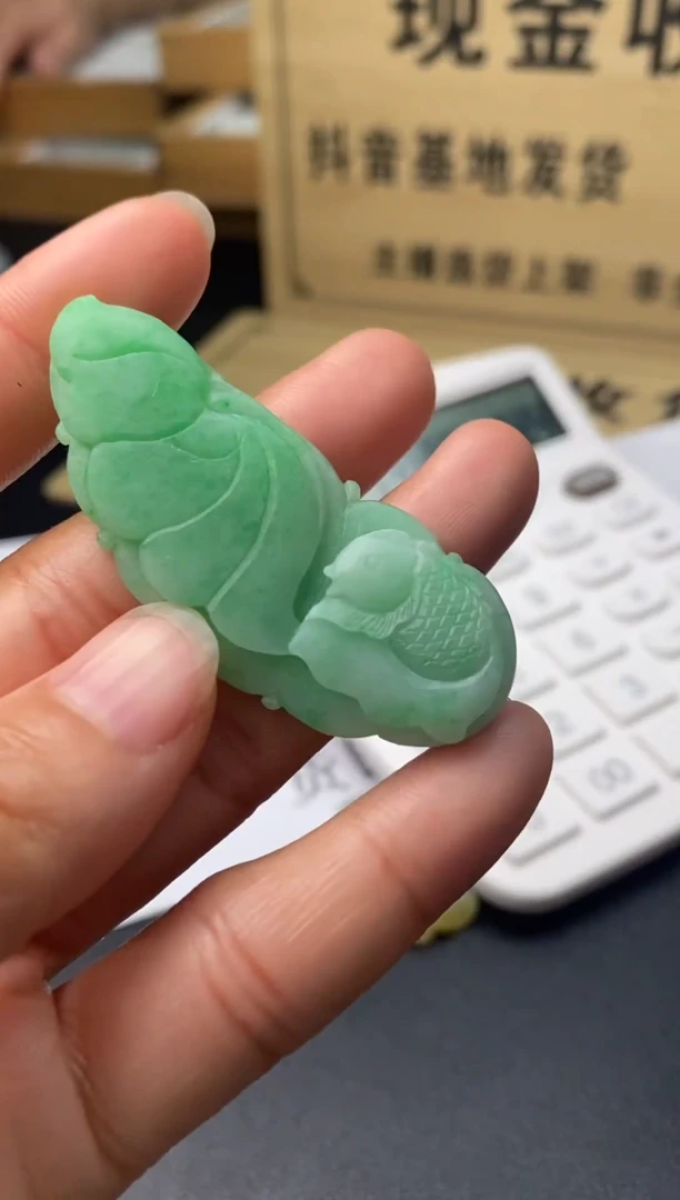 定制翡翠未镶嵌翡翠毛货发货发一个