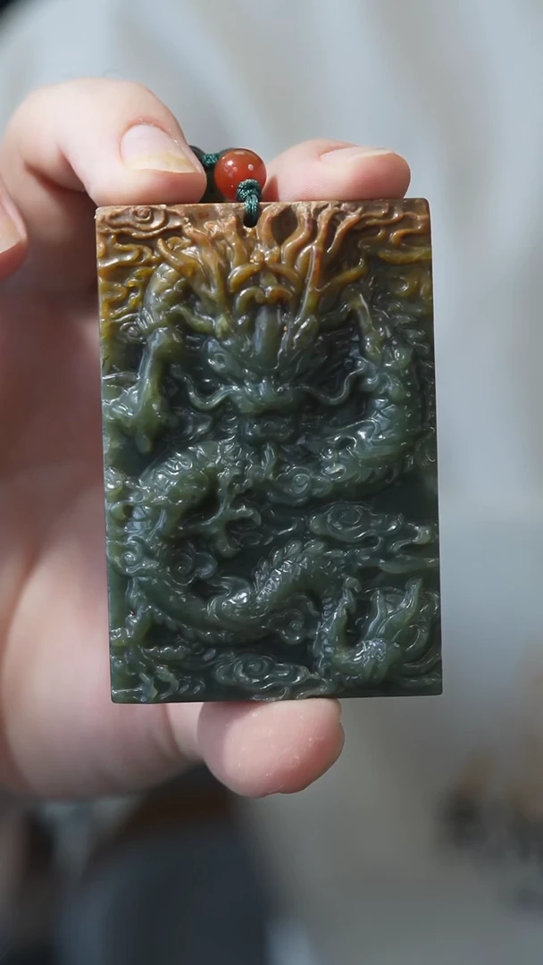 岫岩河磨玉（透闪石质玉）未镶嵌挂件龙牌