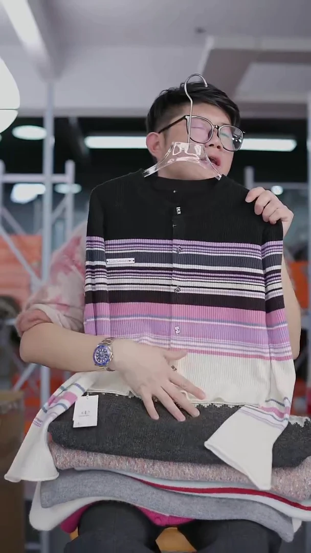 硬货YH炸福利新款款式女士上衣！！