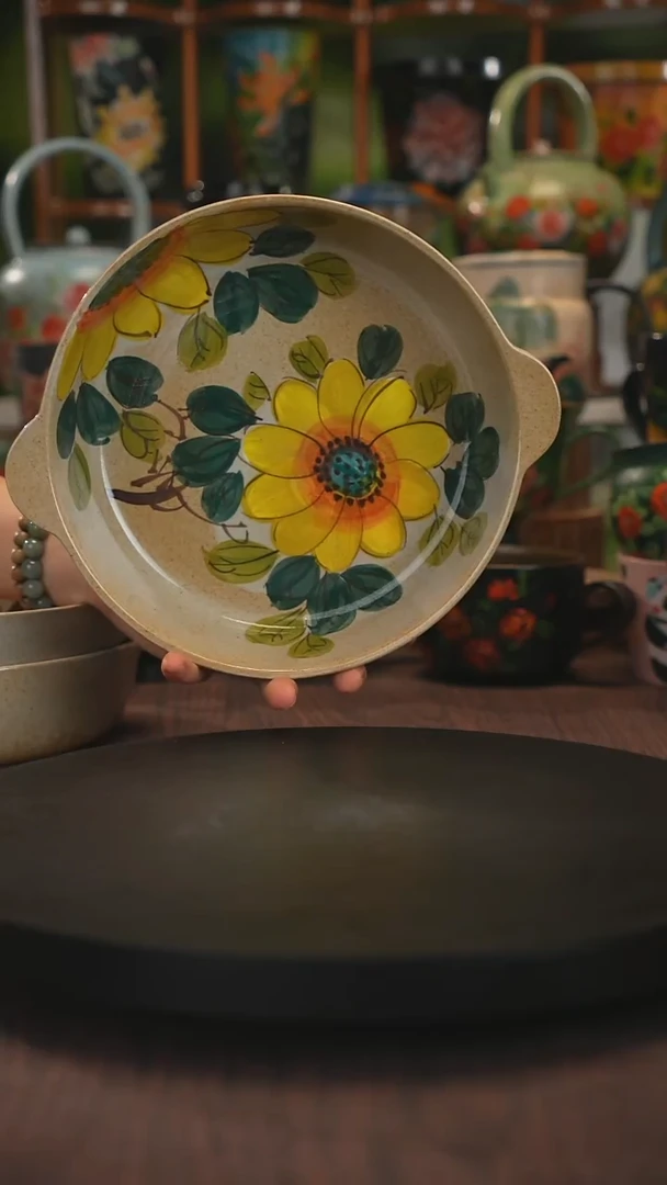 盘子手绘釉下彩