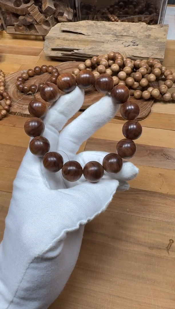 檀香木手串/手链老山檀香贡奉料1.5单圈横纹沉水黑肉