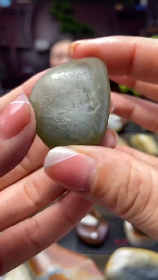 和田玉未镶嵌挂件和田玉吊坠挂件精美