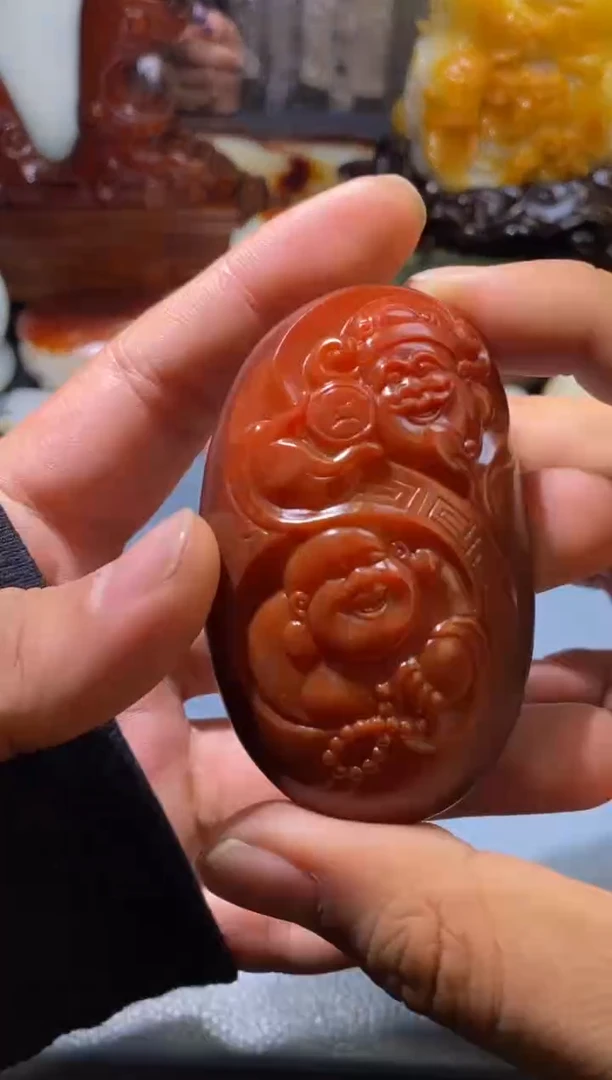 未镶嵌和田玉把件宋****，和田玉