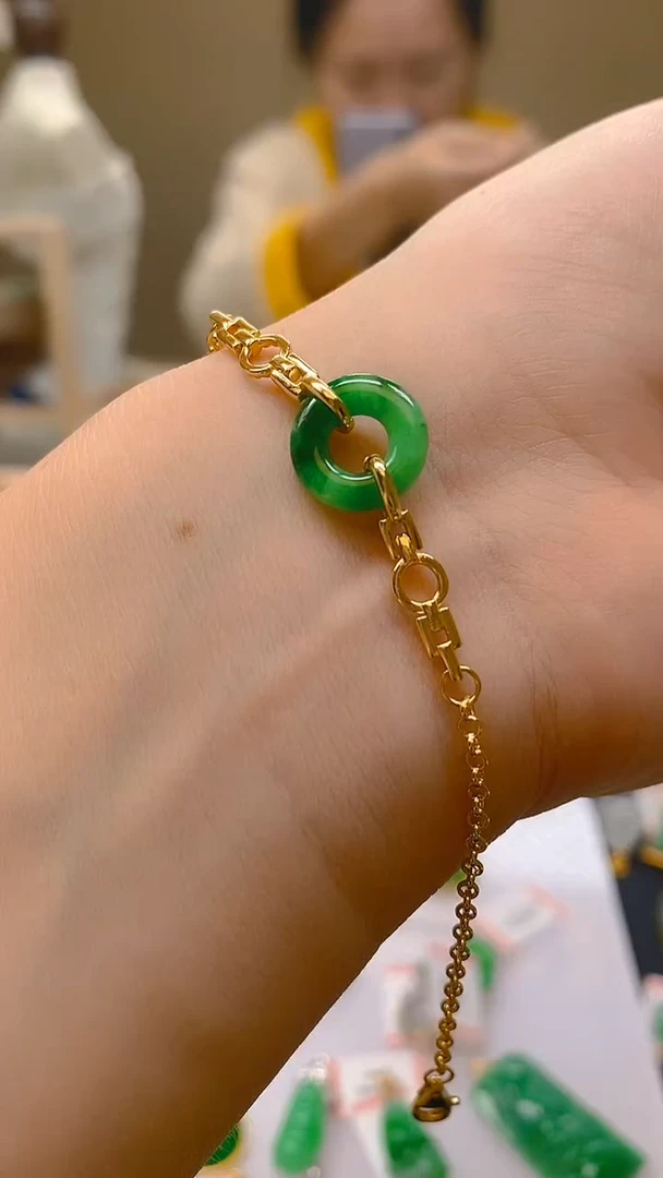 【闪购商品】翡翠颈饰未镶嵌新号开播，全场乱卖