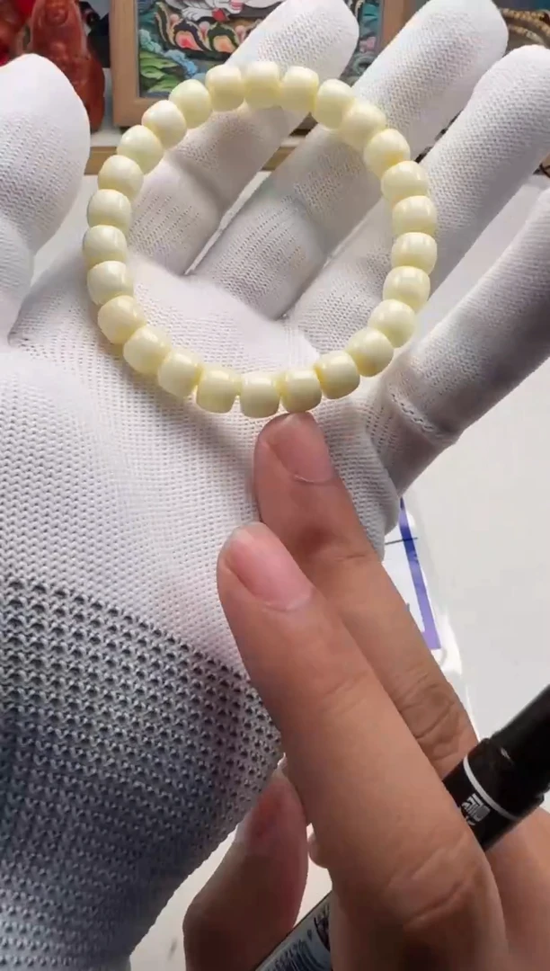 未镶嵌蜜蜡裸石手串手串多样性发货