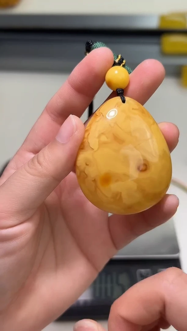 裸石琥珀未镶嵌琥珀蜜蜡吊坠