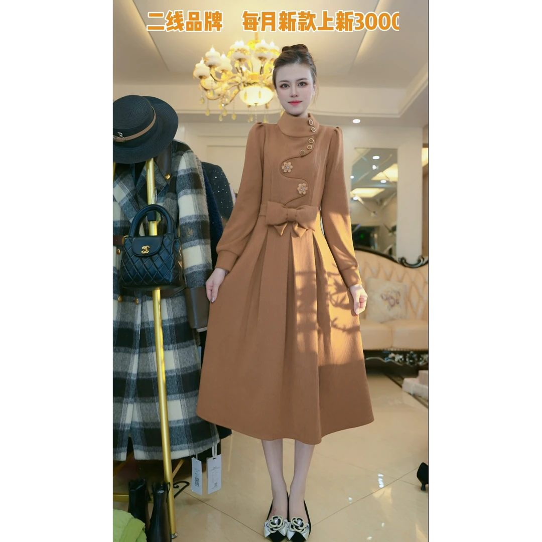 梦想服饰2024高档时尚连衣裙修身显瘦蝴蝶结礼服妈妈装5070