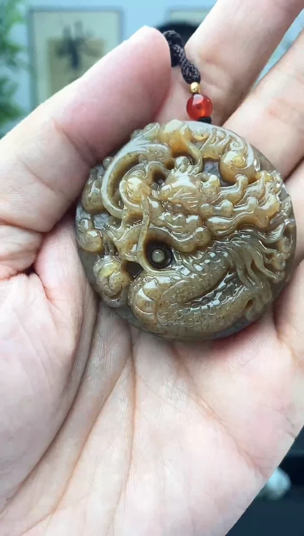 和田玉未镶嵌颈饰1