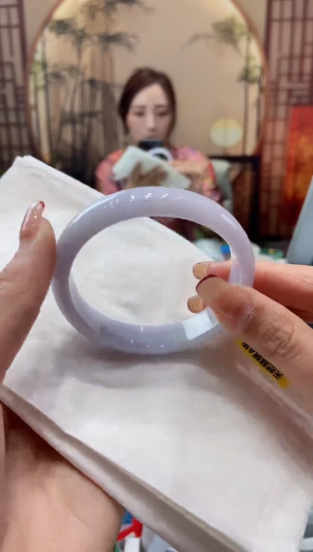 【闪购商品】翡翠手镯未镶嵌000010239