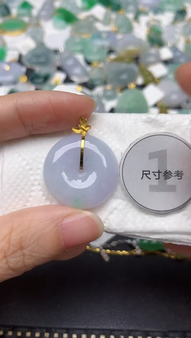颈饰18K金镶嵌翡翠天然缅甸A货翡翠