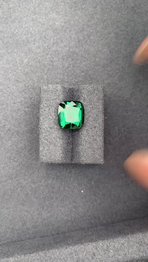 未镶嵌珠宝半成品碧玺5.2ct碧玺  FD