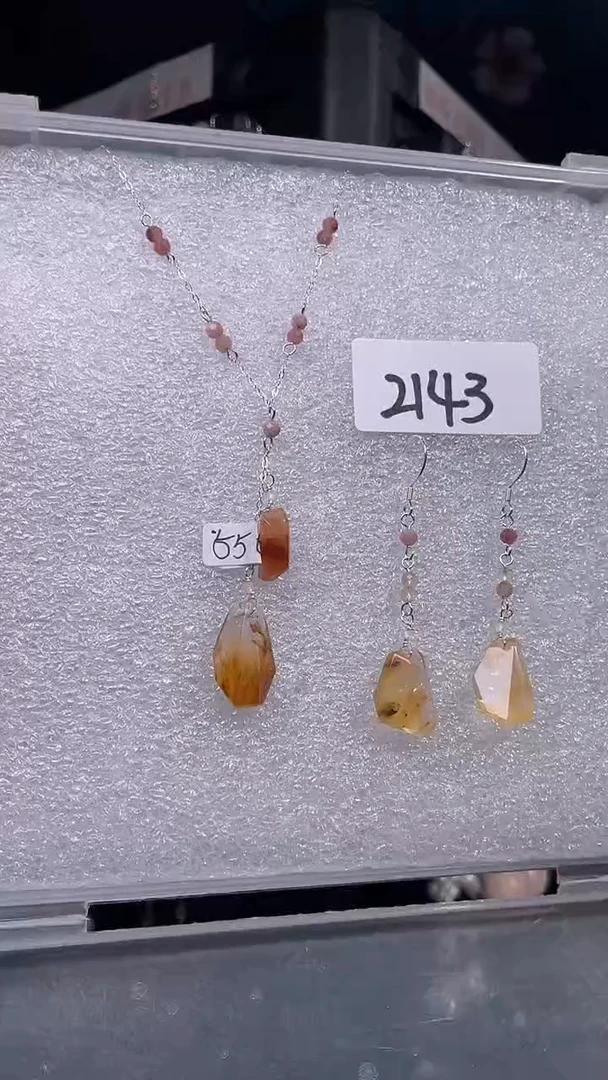 颈饰未镶嵌水晶喜欢拍