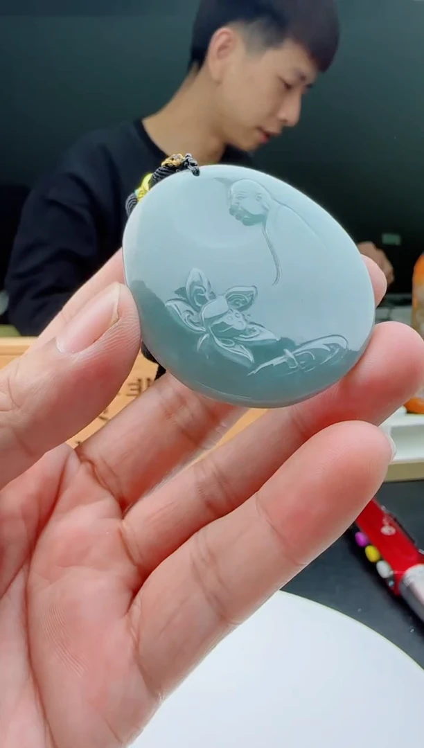 【闪购商品】翡翠颈饰未镶嵌11111111