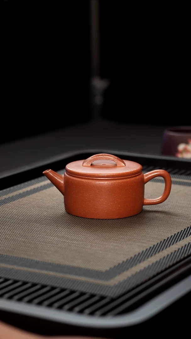 茶壶紫砂半手工降坡泥汉瓦200cc