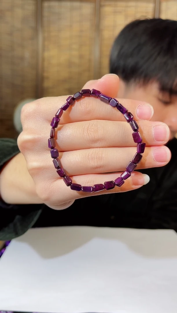 【闪购商品】苏纪石（舒俱来）手串未镶嵌