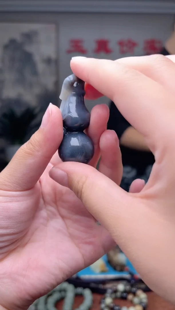 未镶嵌和田玉挂件1