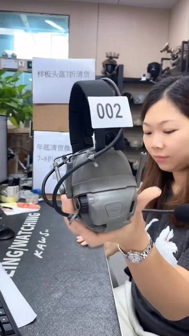 002-AMP灰色(全套全新出售）