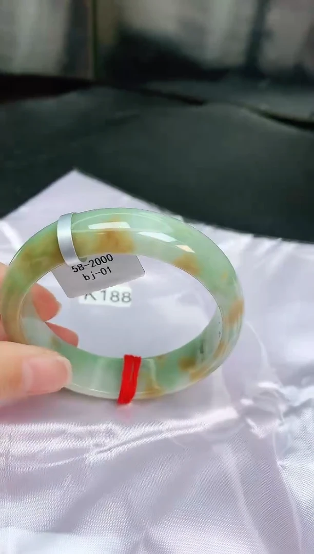 【闪购商品】翡翠手镯未镶嵌缅甸天然A货翡翠手镯