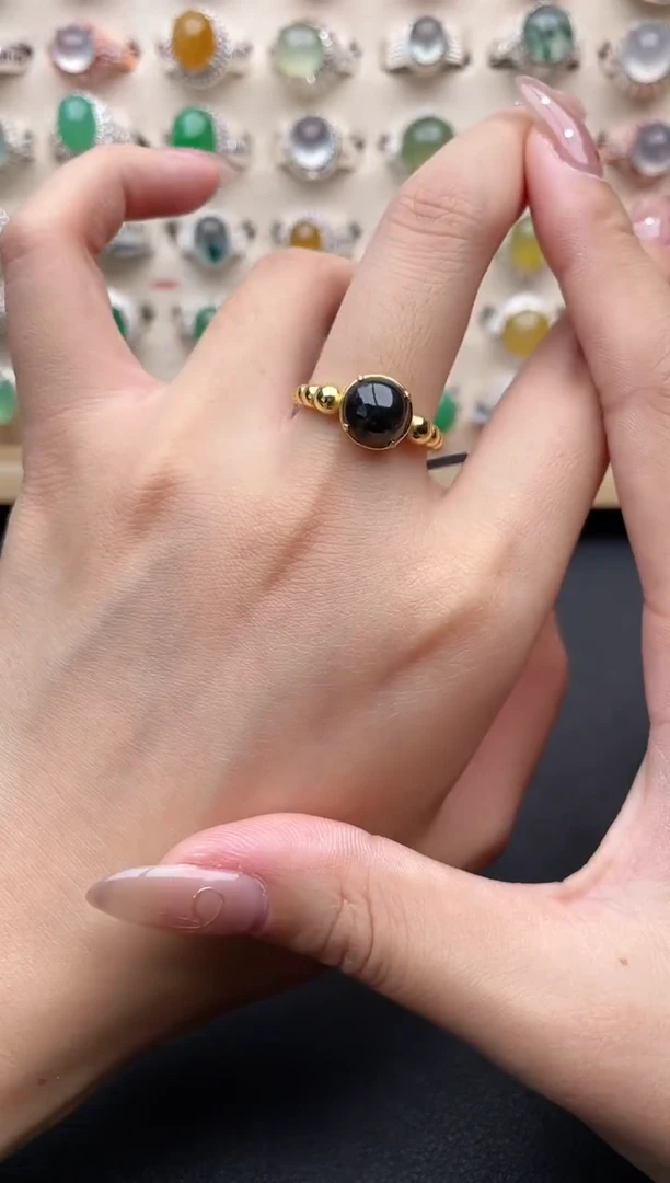 【闪购商品】翡翠戒指银S925镶嵌一物一证一礼盒