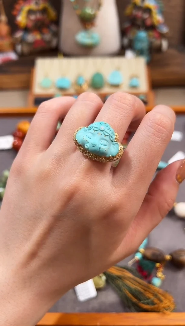 18K金镶嵌绿松石戒指绿松石戒指