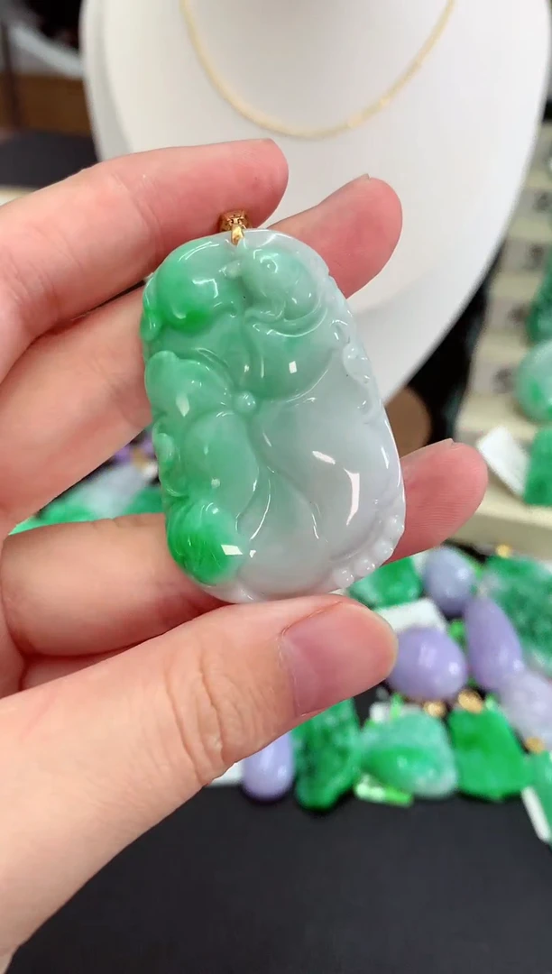 翡翠18K金镶嵌吊坠(不含链)挂件