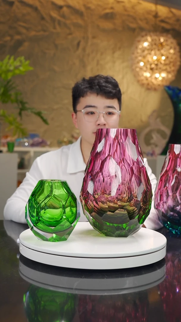 手工艺品琉璃z****g双色金红绿凹切面设计款花器+香薰瓶